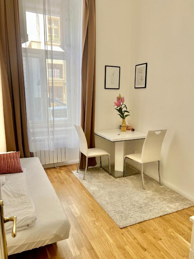 Angeloroma Apartment In The Center * Praga